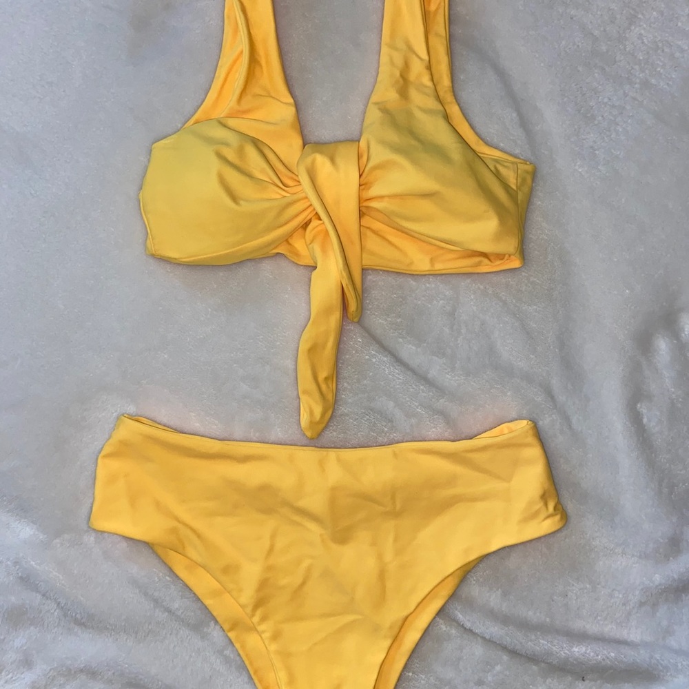 Yellow cheeky swimsuit